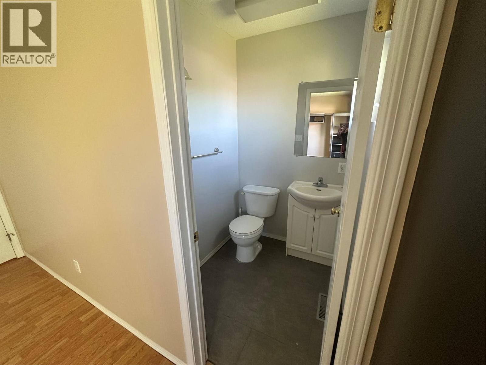 4108 52A Place NE - 12