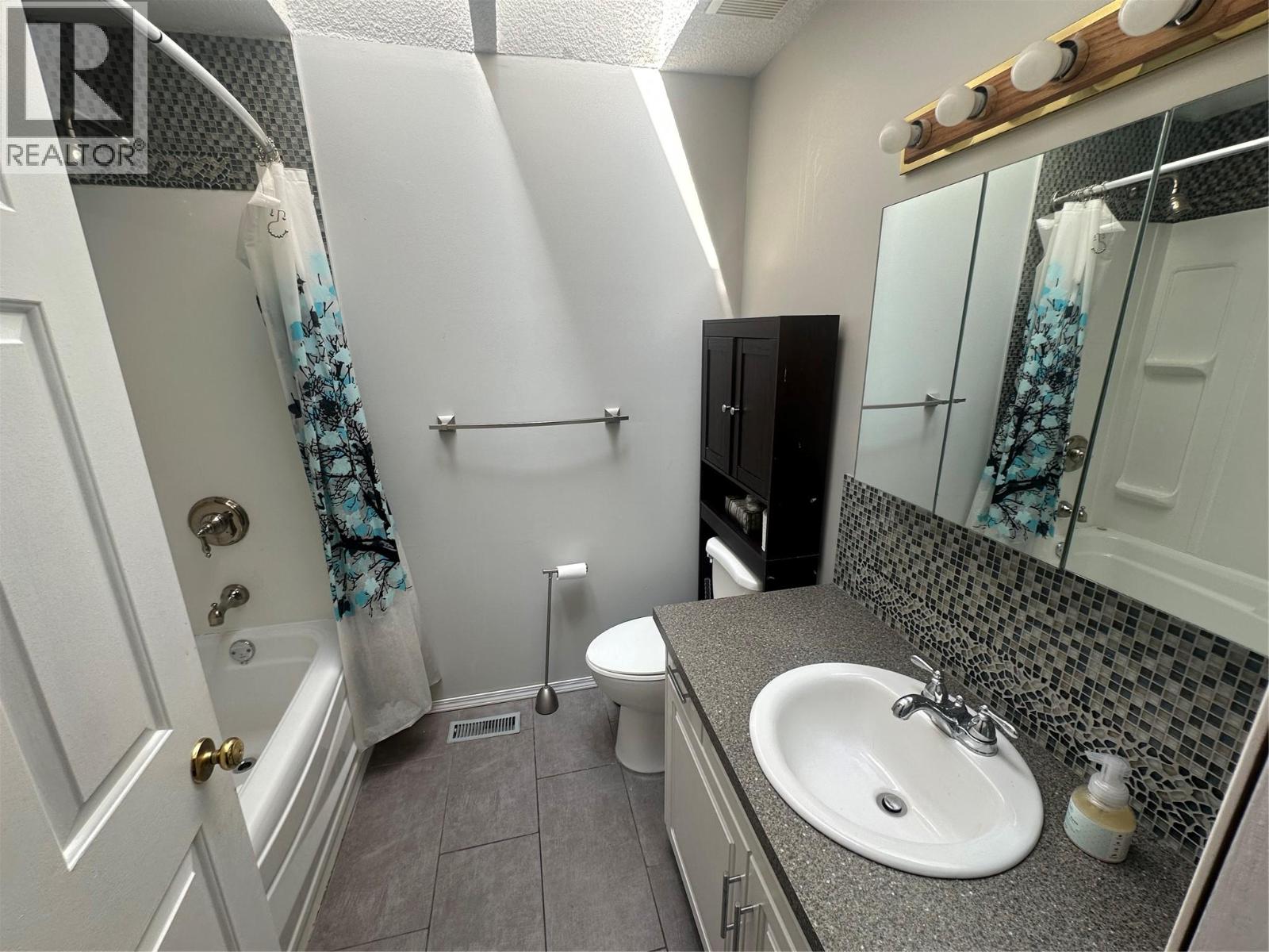 4108 52A Place NE - 9
