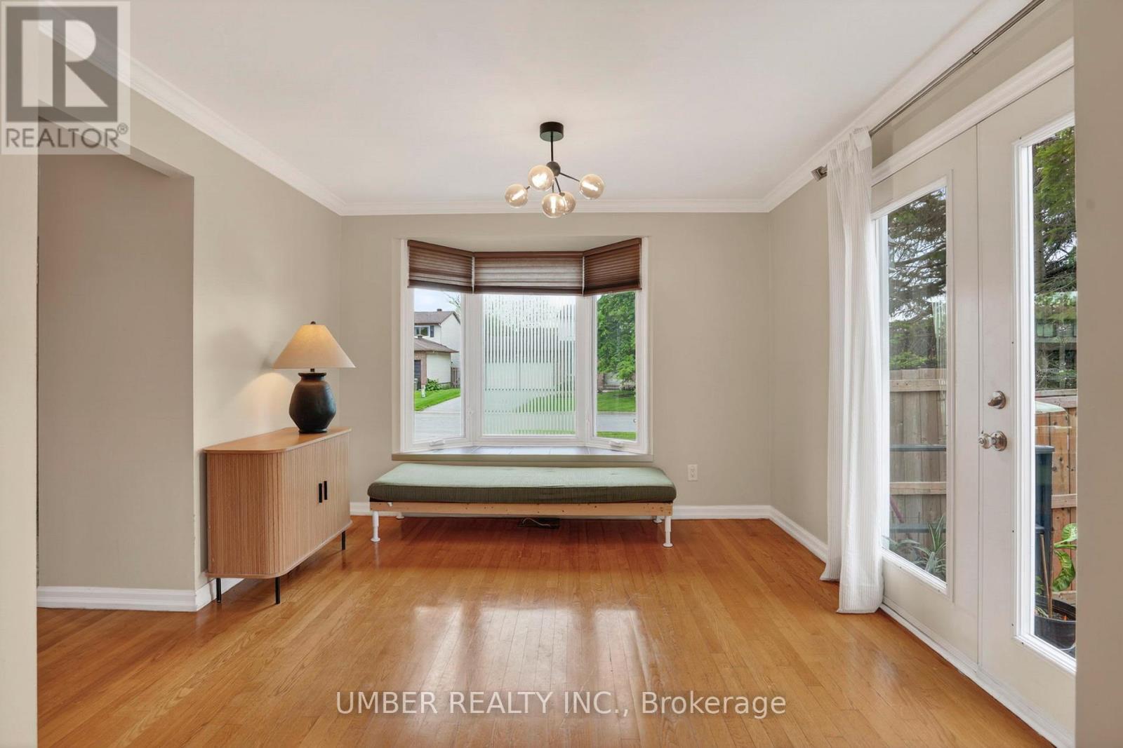 258 ANGLEHART AVENUE