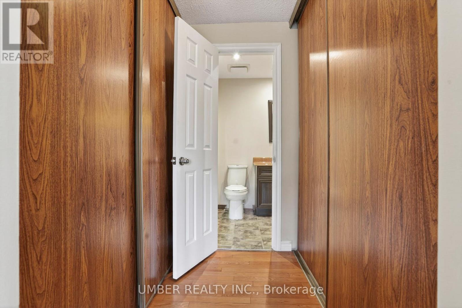 258 ANGLEHART AVENUE - 30