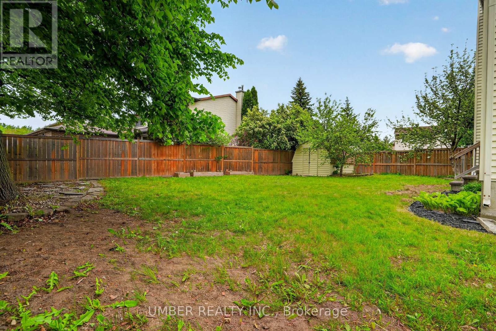 258 ANGLEHART AVENUE - 39