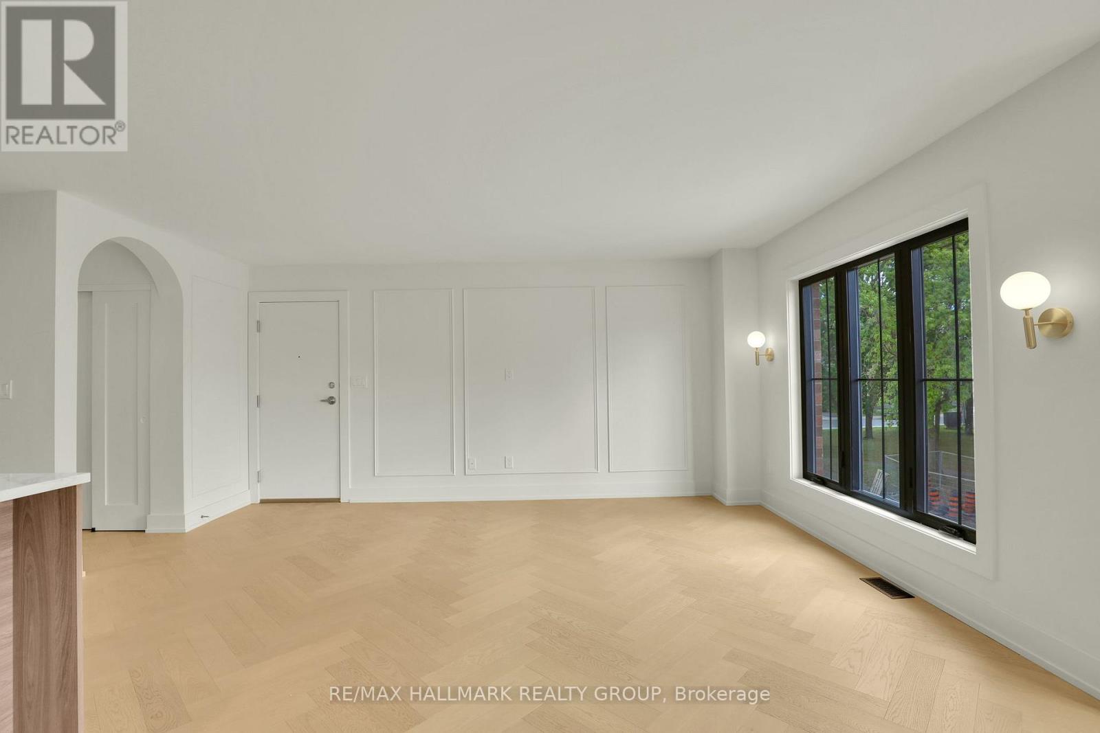 3 Bed, 2 Bath Multi-Family for Rent in Ottawa – 3 – 13 ELLA STREET, Ottawa – MLS# X13241000 - Image 14