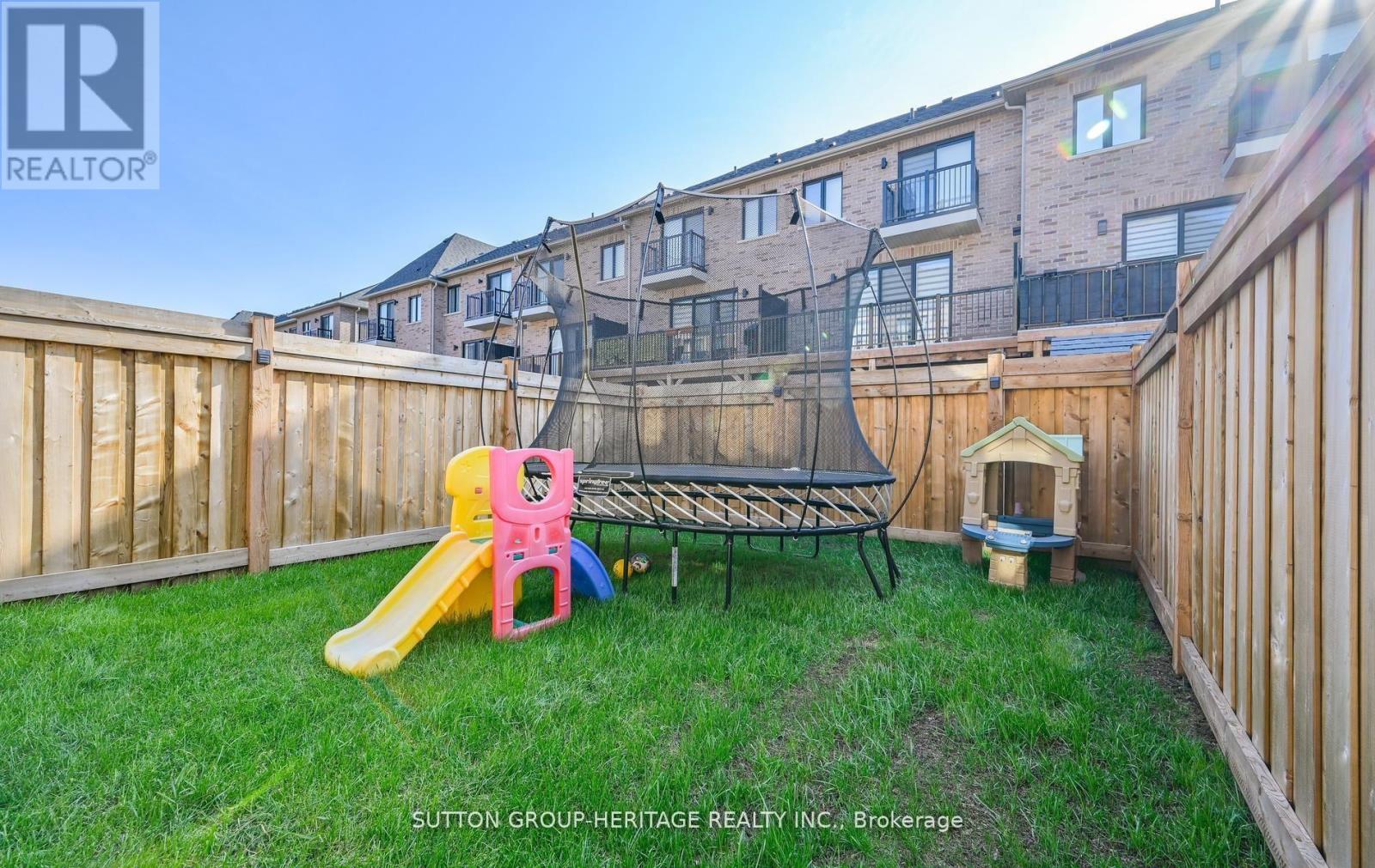 105 DORIAN DRIVE - 34
