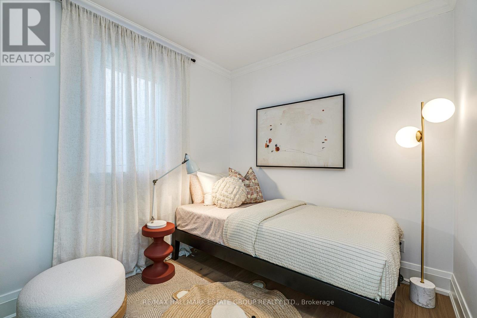 40 COURCELETTE ROAD - 33