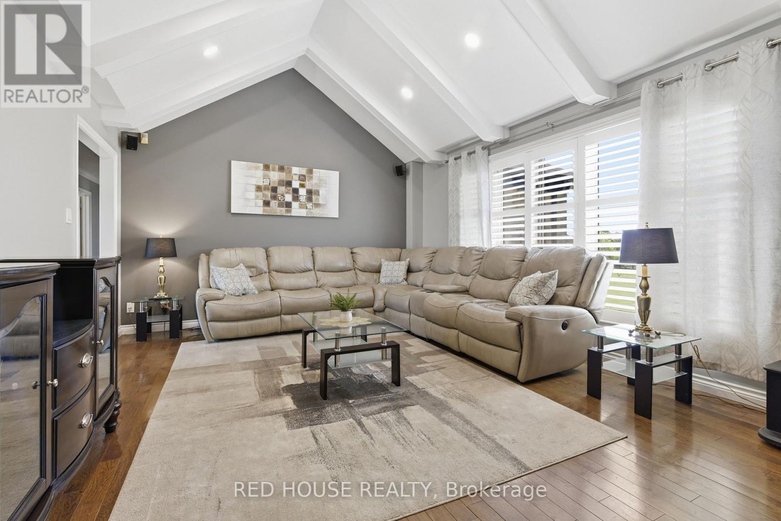 875 BRAWLEY ROAD W - 10