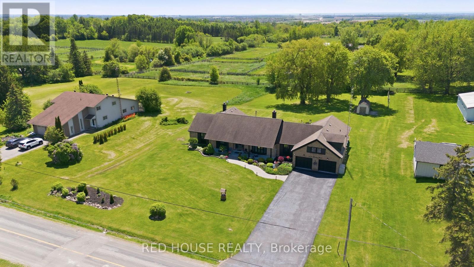 875 BRAWLEY ROAD W - 44