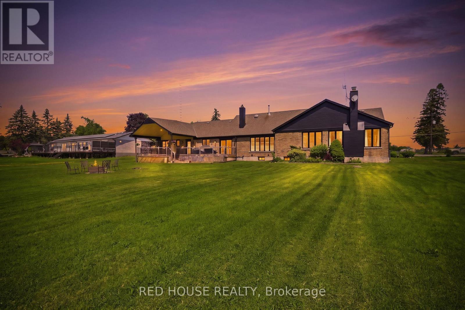875 BRAWLEY ROAD W