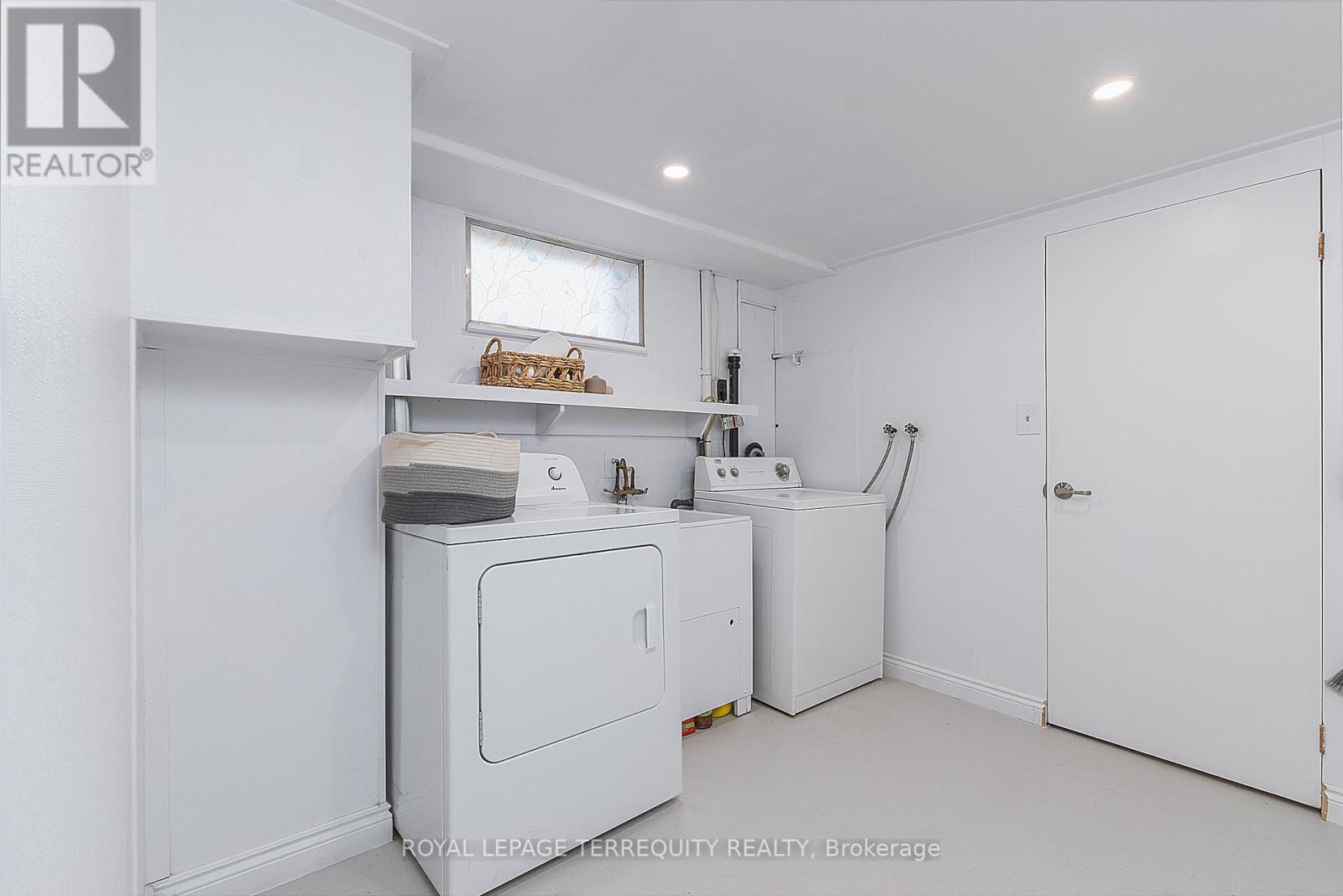 32 ADMIRAL ROAD - 20