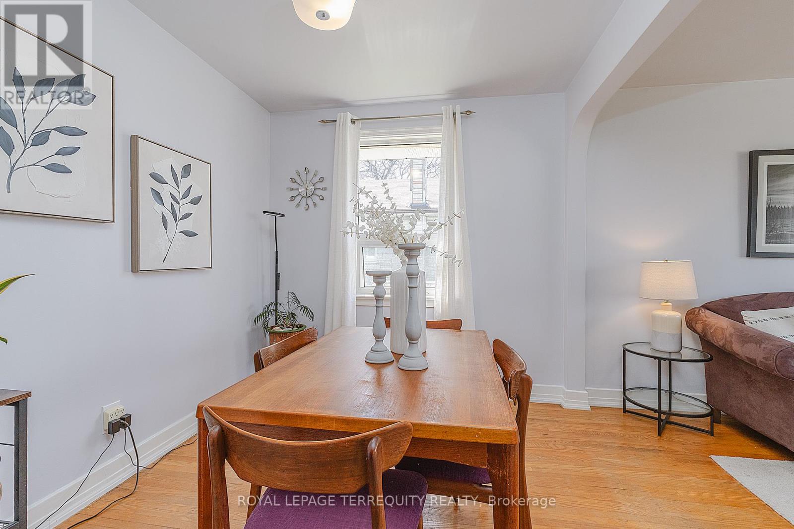 32 ADMIRAL ROAD - 8