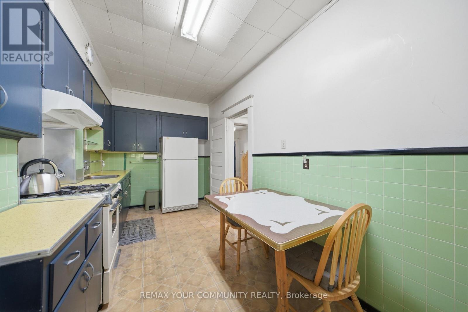22 COADY AVENUE - 26