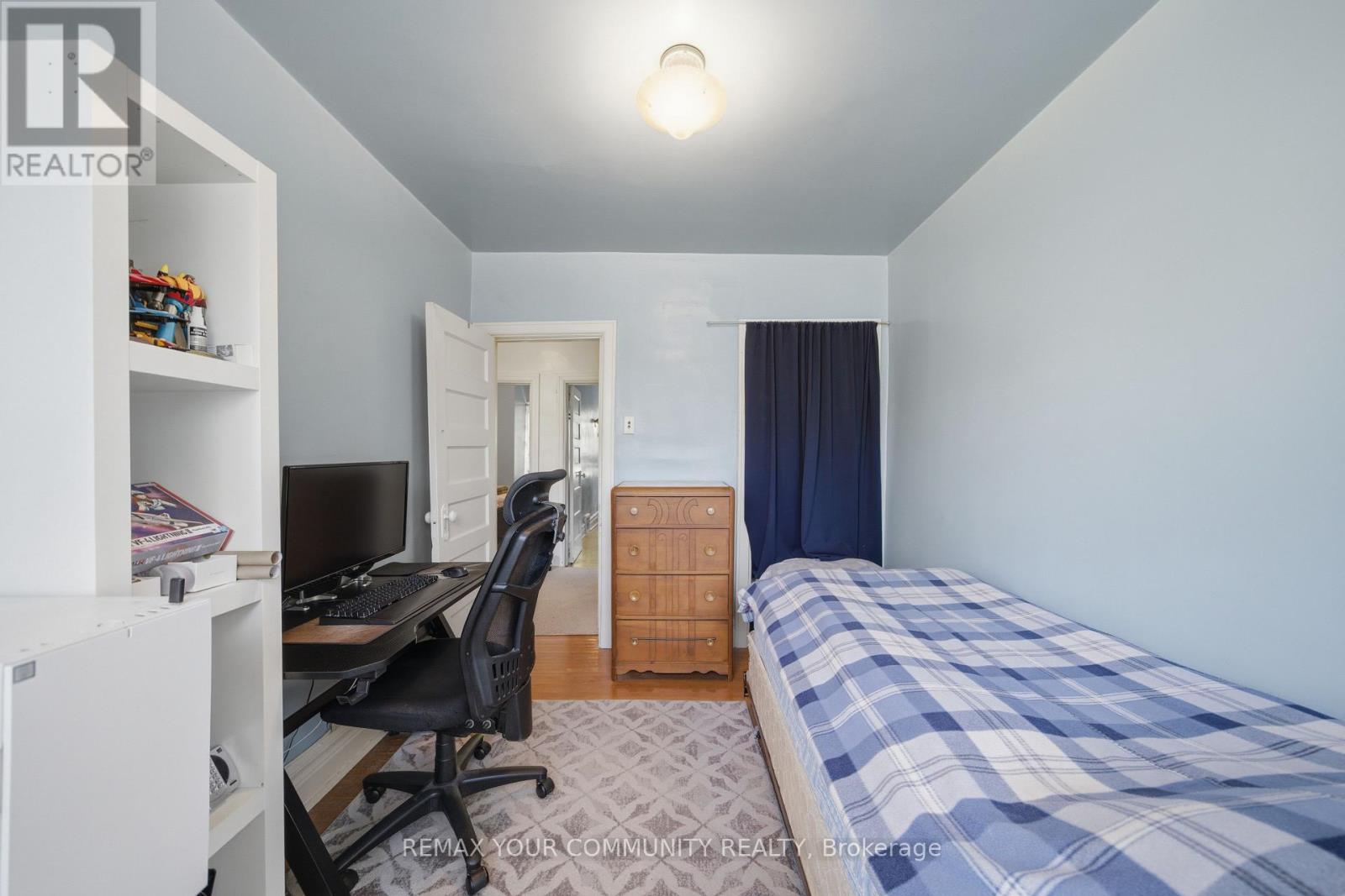 22 COADY AVENUE - 32
