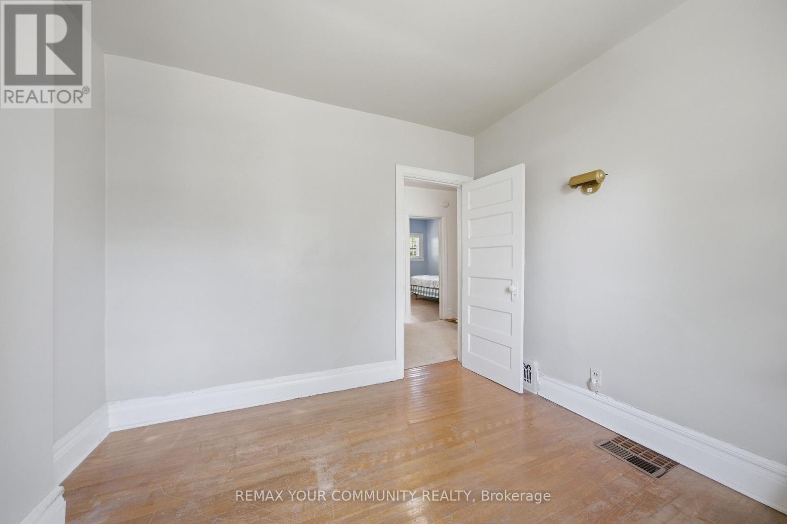 22 COADY AVENUE - 37