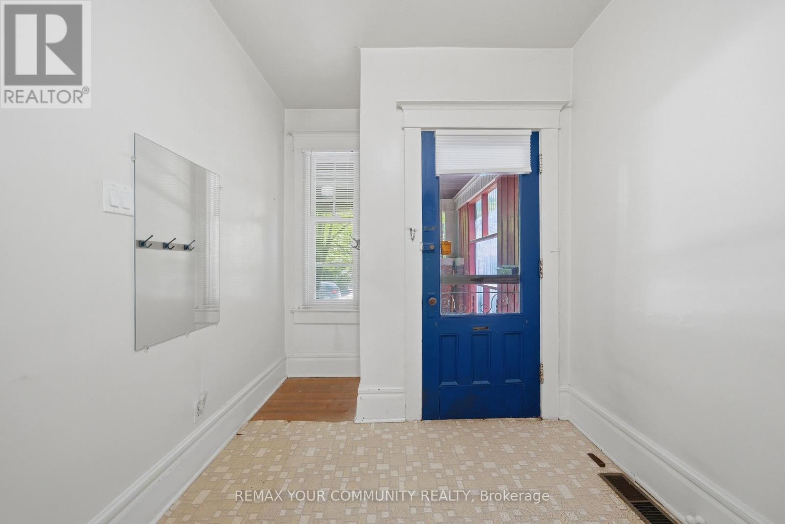 22 COADY AVENUE - 6