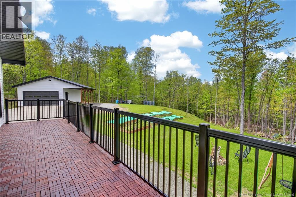 225 Perron Road - 20