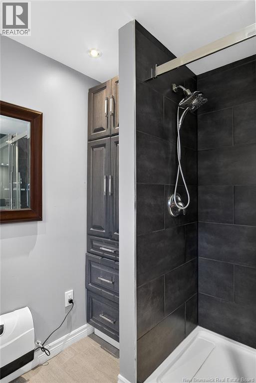 2181 Loch Lomond Road - 18