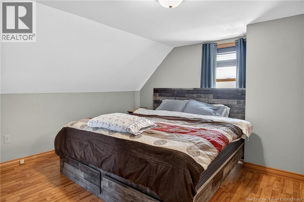 2181 Loch Lomond Road - 33