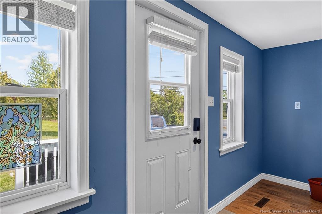 2181 Loch Lomond Road - 36