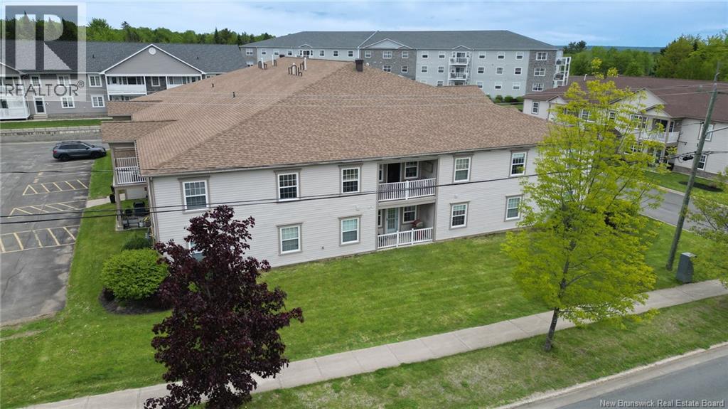 #2F 44 Brown Boulevard - 42