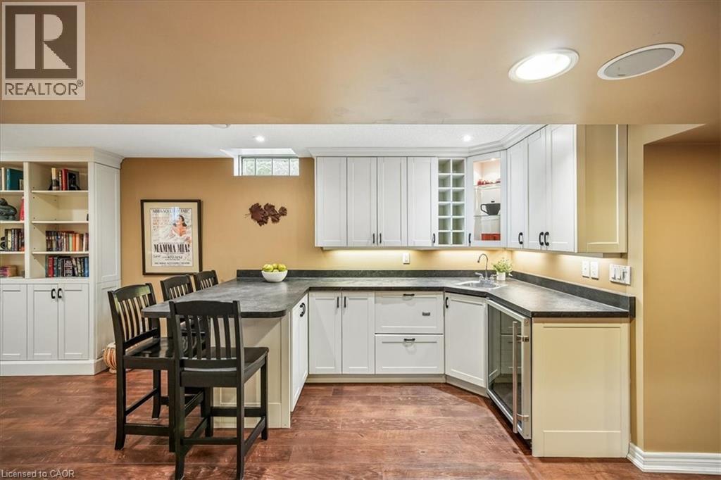 1053 OLD OAK Drive - 24