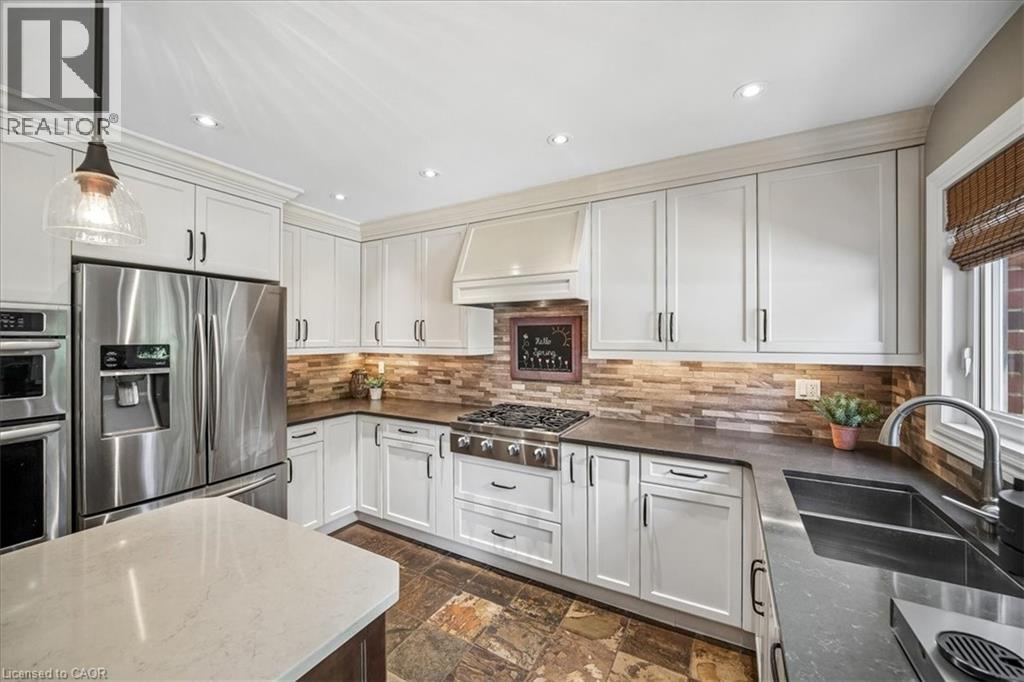 1053 OLD OAK Drive - 10