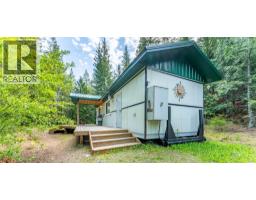 550 Macleod Street, Kitchener, BC V0B2W2 Photo 10