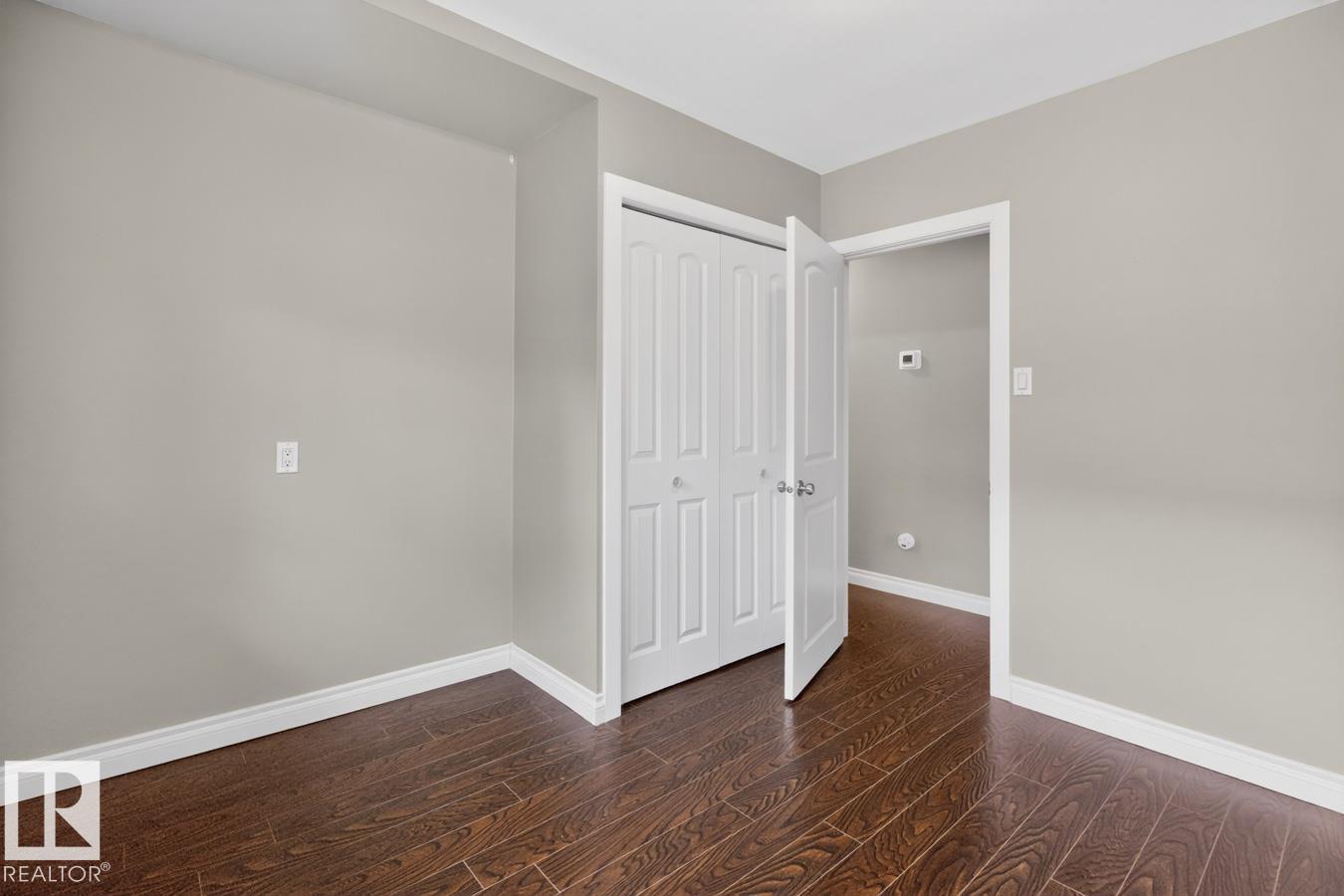 9815 68 AV NW - 21
