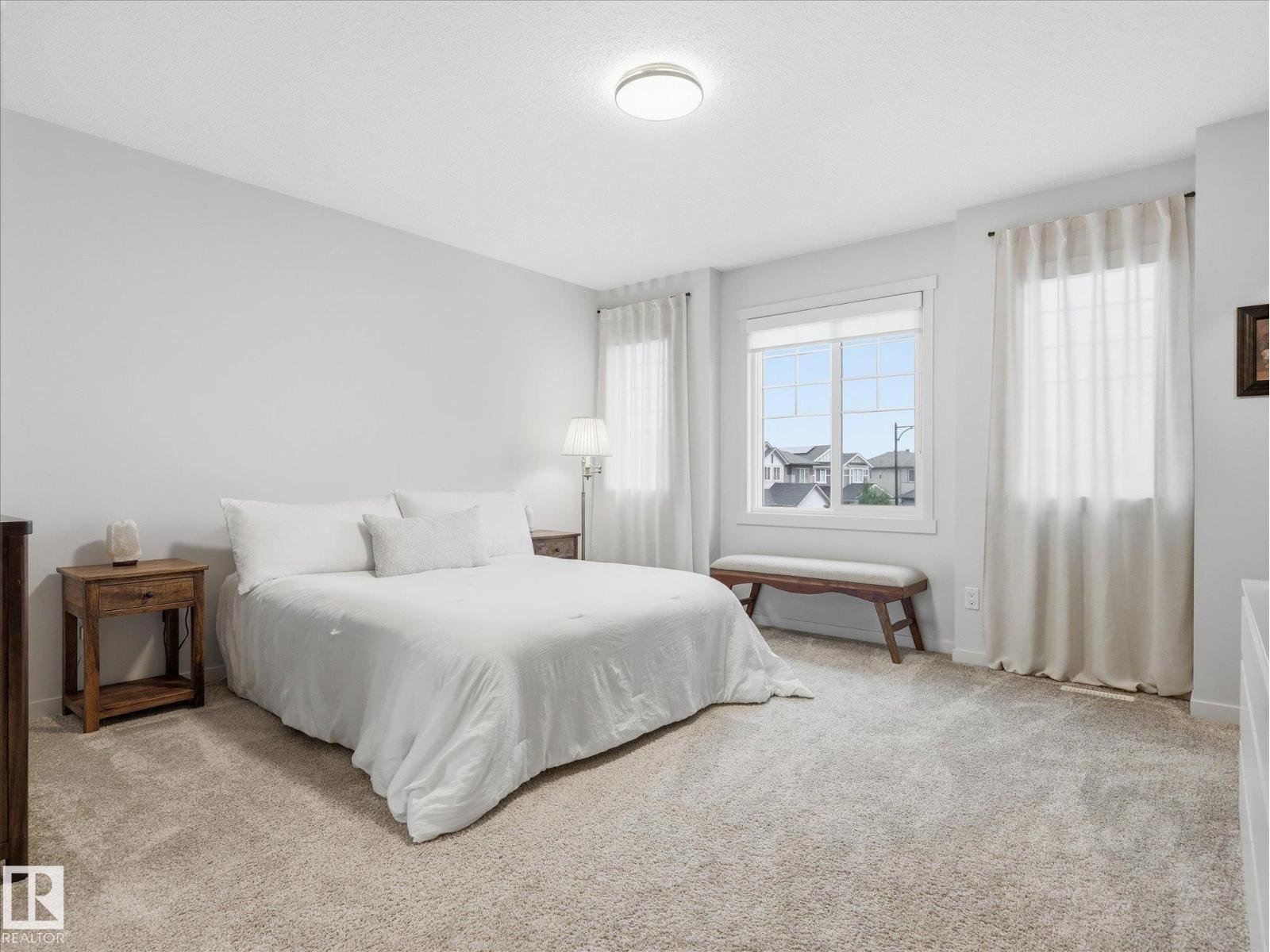 14 DANIEL ST