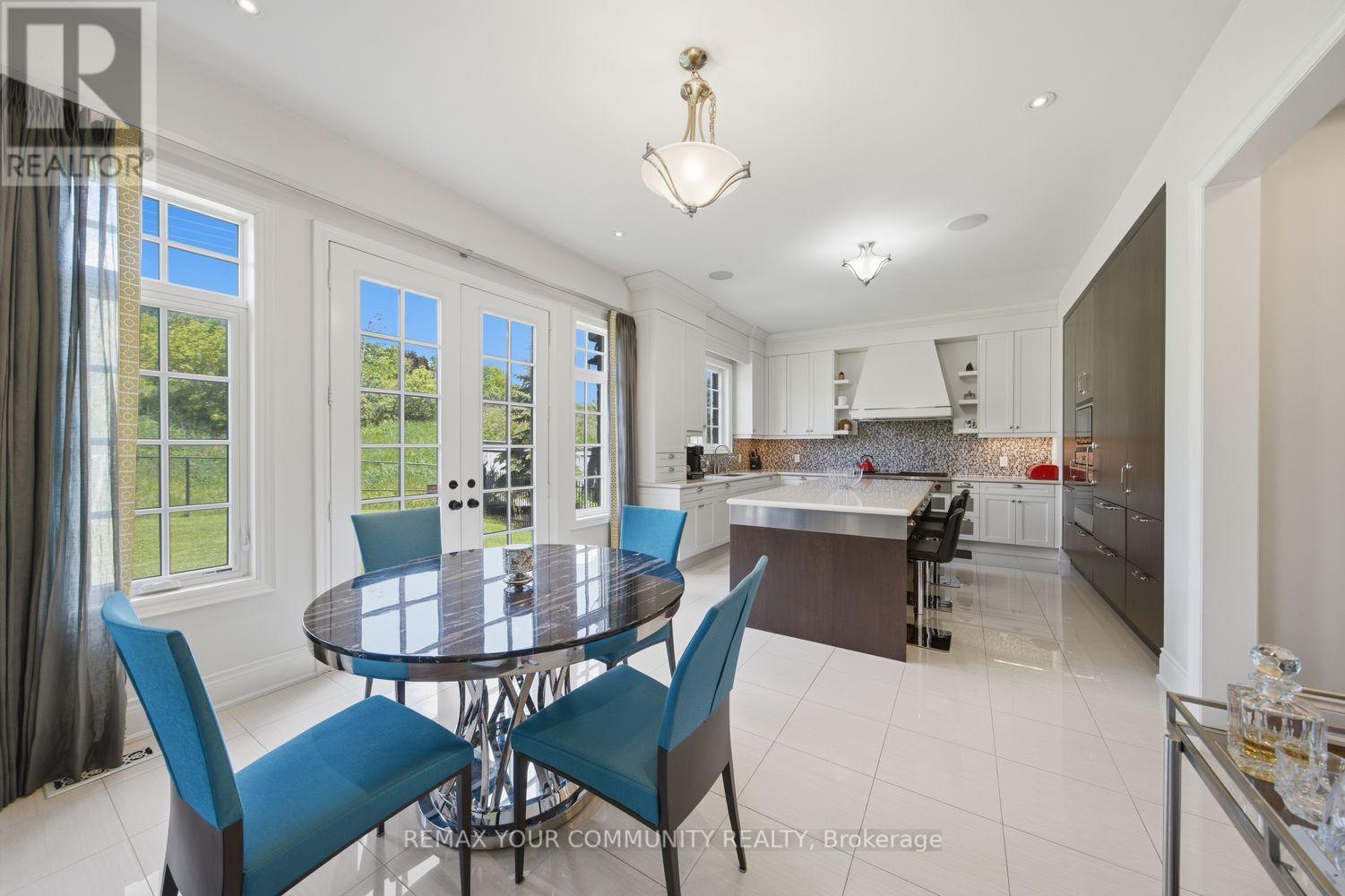 35 ANNSLEYWOOD COURT - 15