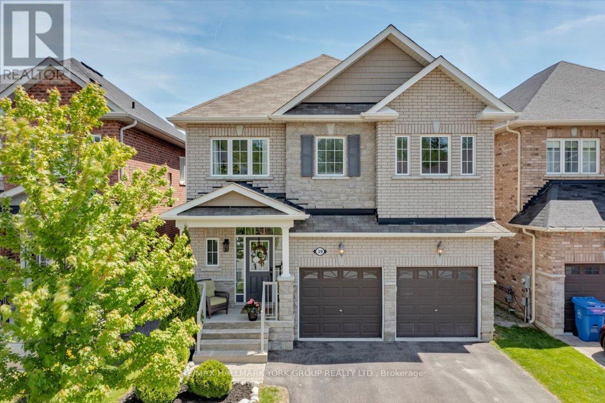 39 PROSSER CRESCENT - 2