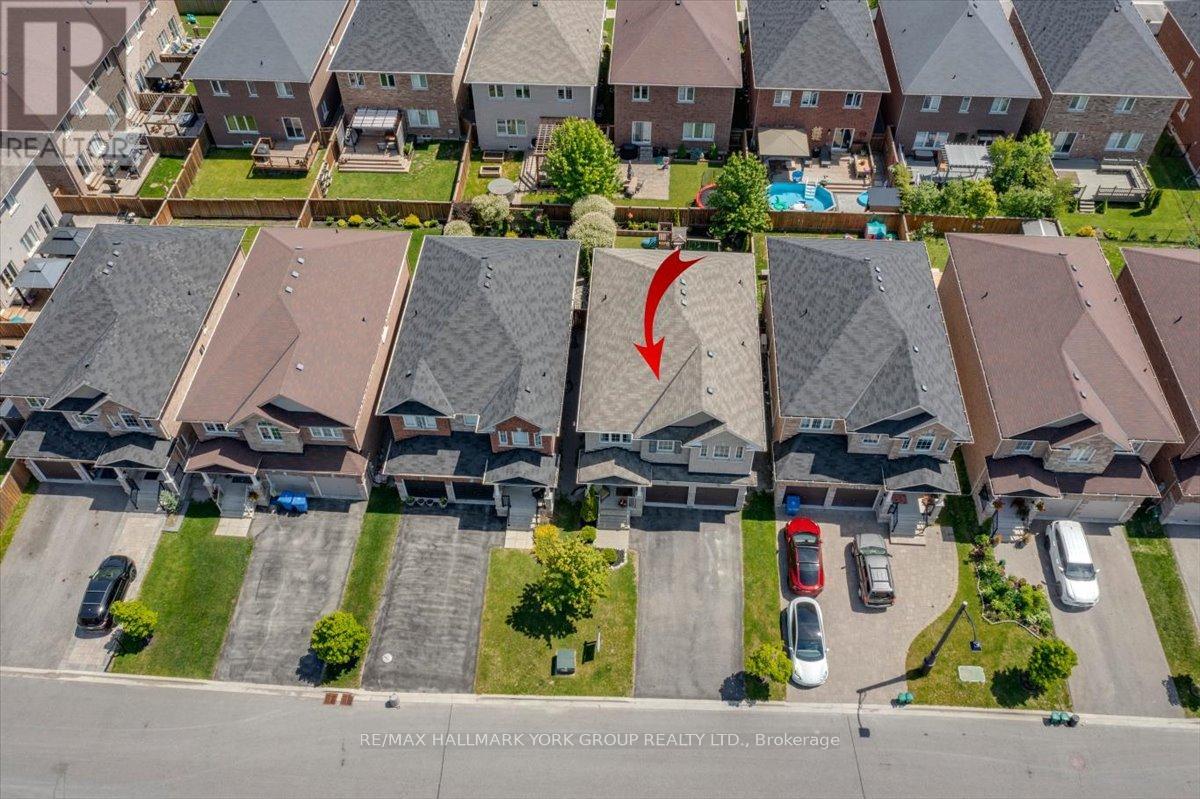 39 PROSSER CRESCENT - 47