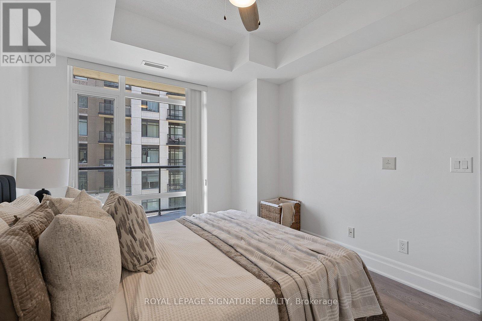 #412 131 UPPER DUKE CRESCENT - 18