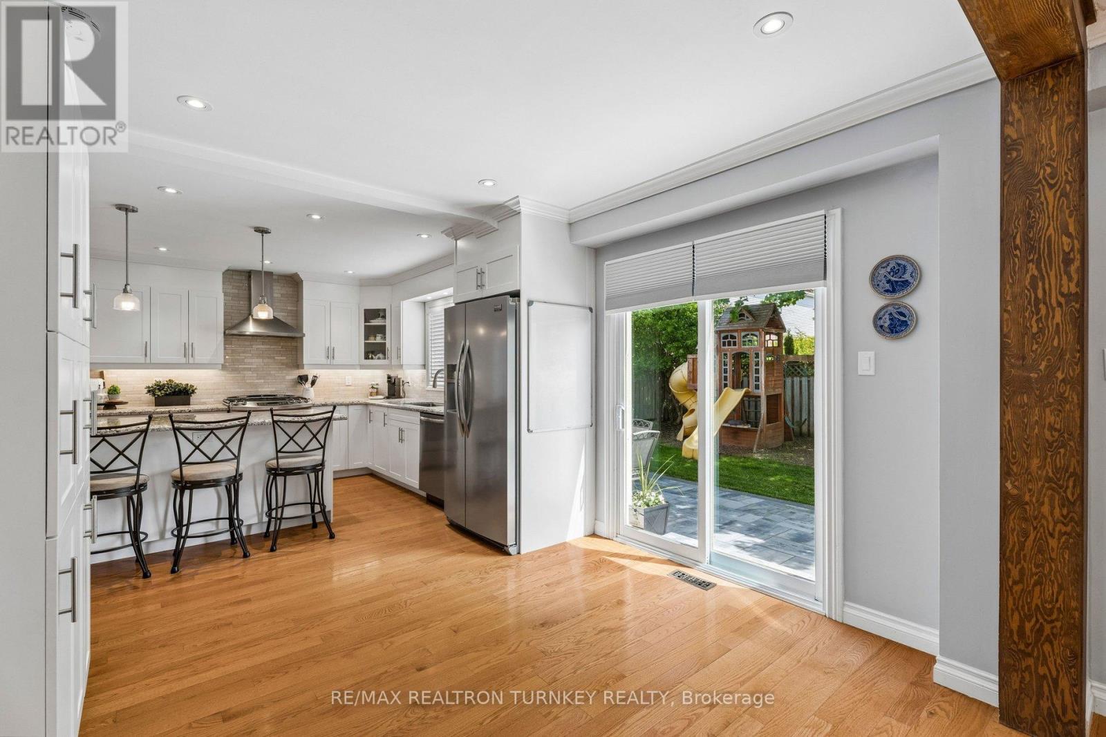 330 BRISTOL ROAD - 12