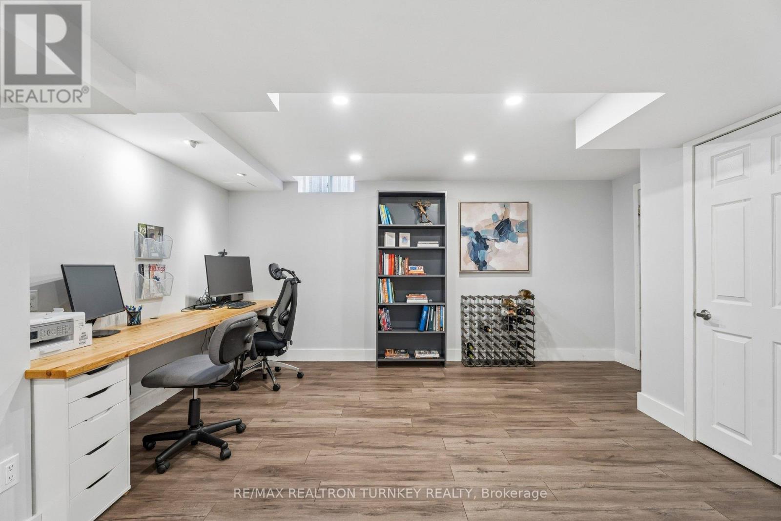 330 BRISTOL ROAD - 33