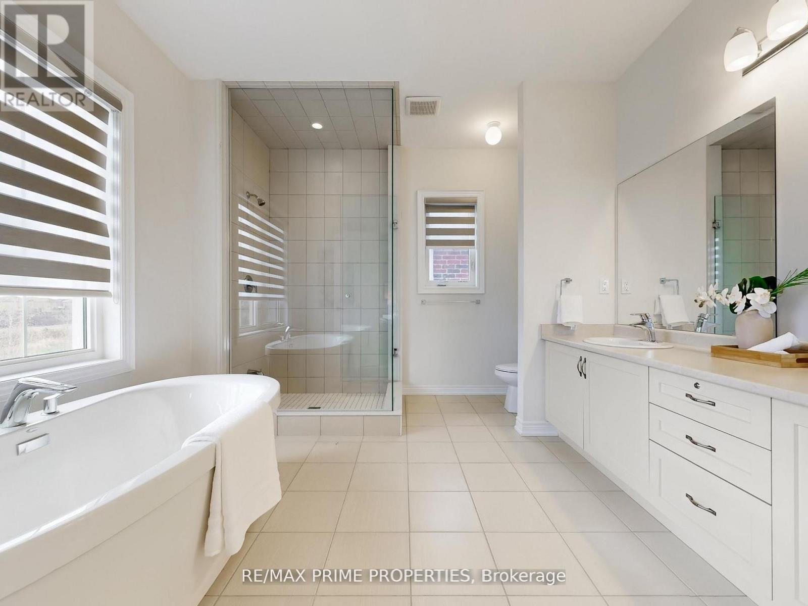 46 SCRIVENER DRIVE - 17