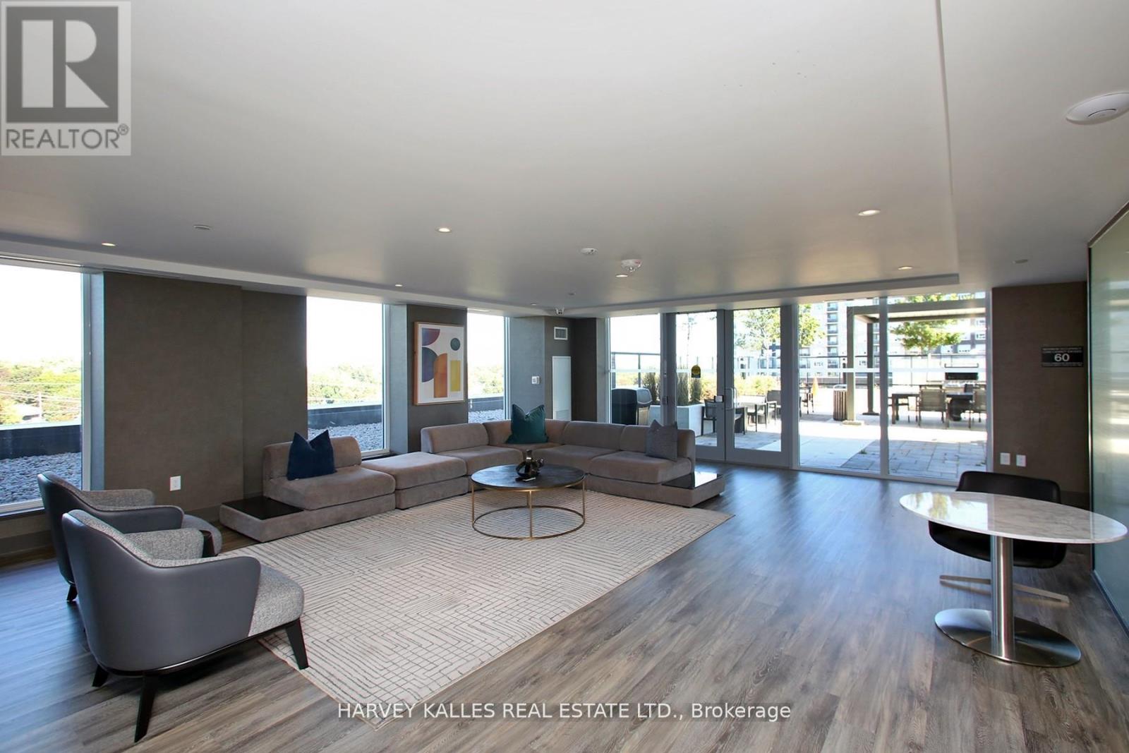 #305 185 DEERFIELD ROAD - 9