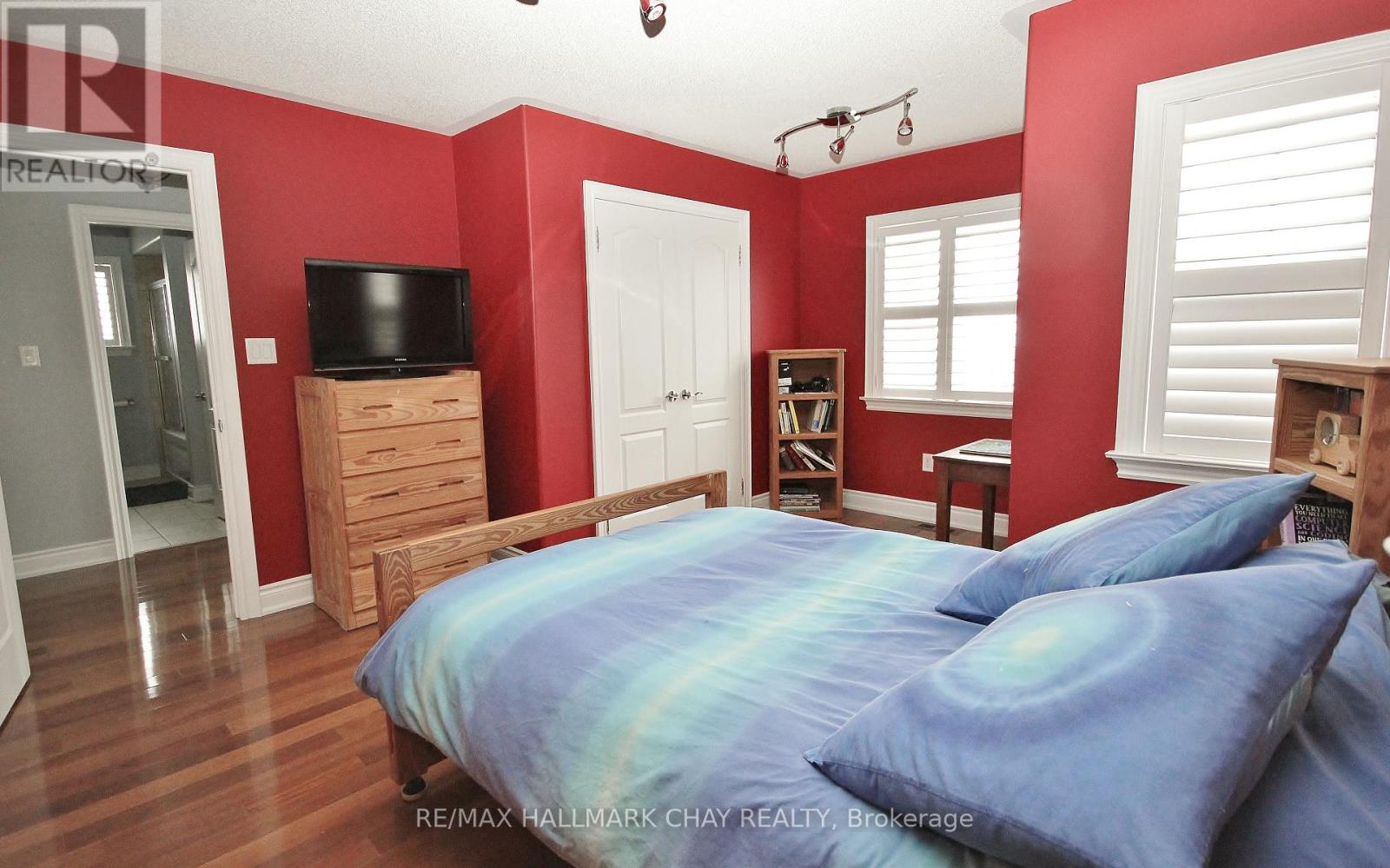 1185 MITCHELL COURT - 32