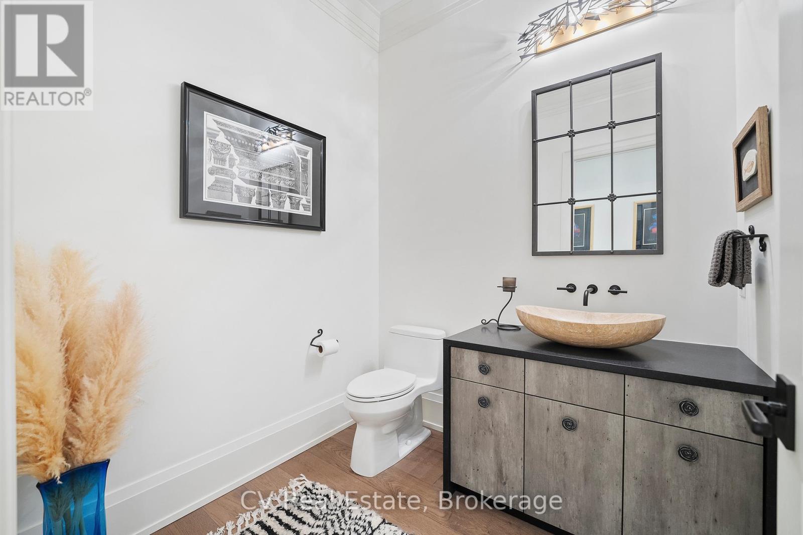 455 WILLIAM STREET - 34