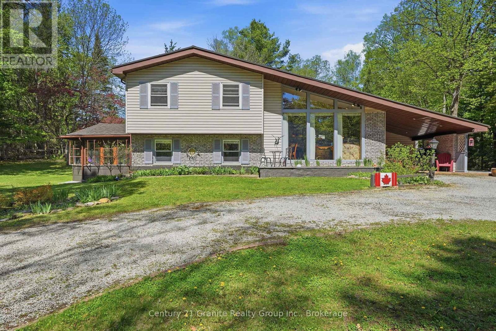 2043 WIGAMOG ROAD - 24