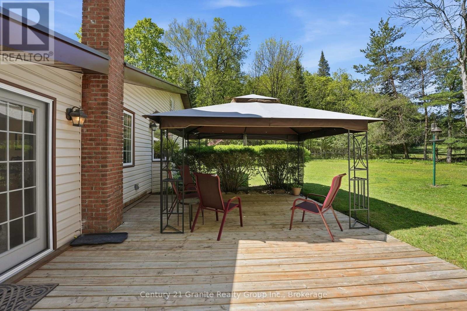 2043 WIGAMOG ROAD - 32