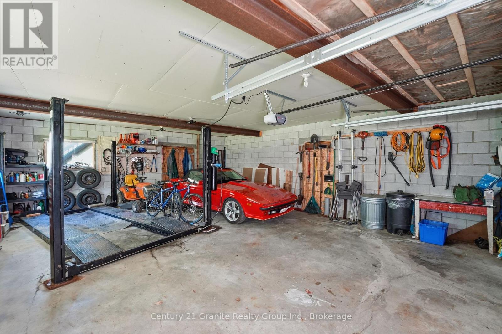 2043 WIGAMOG ROAD - 41
