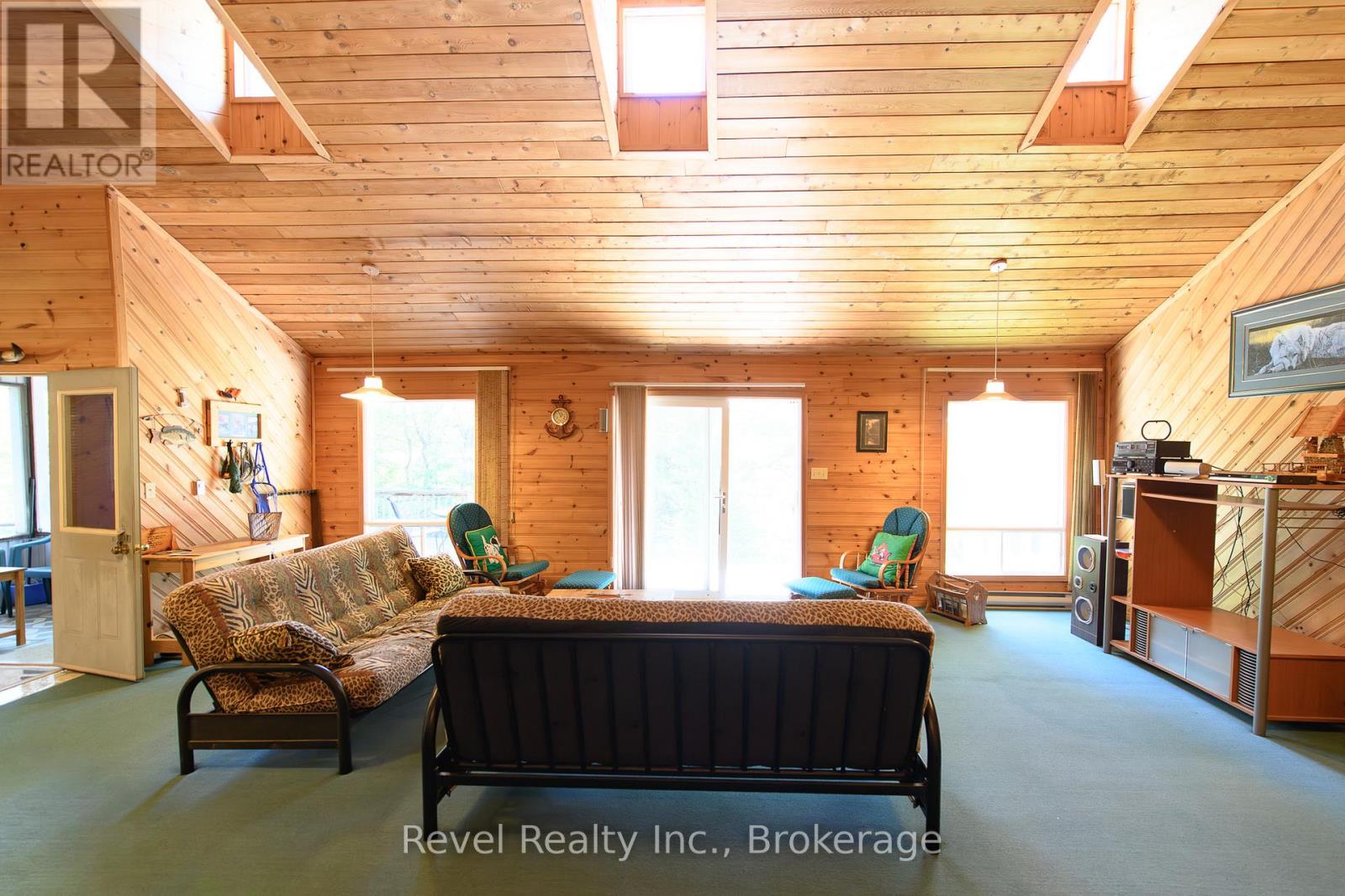 37 WILLOW LANE - 11