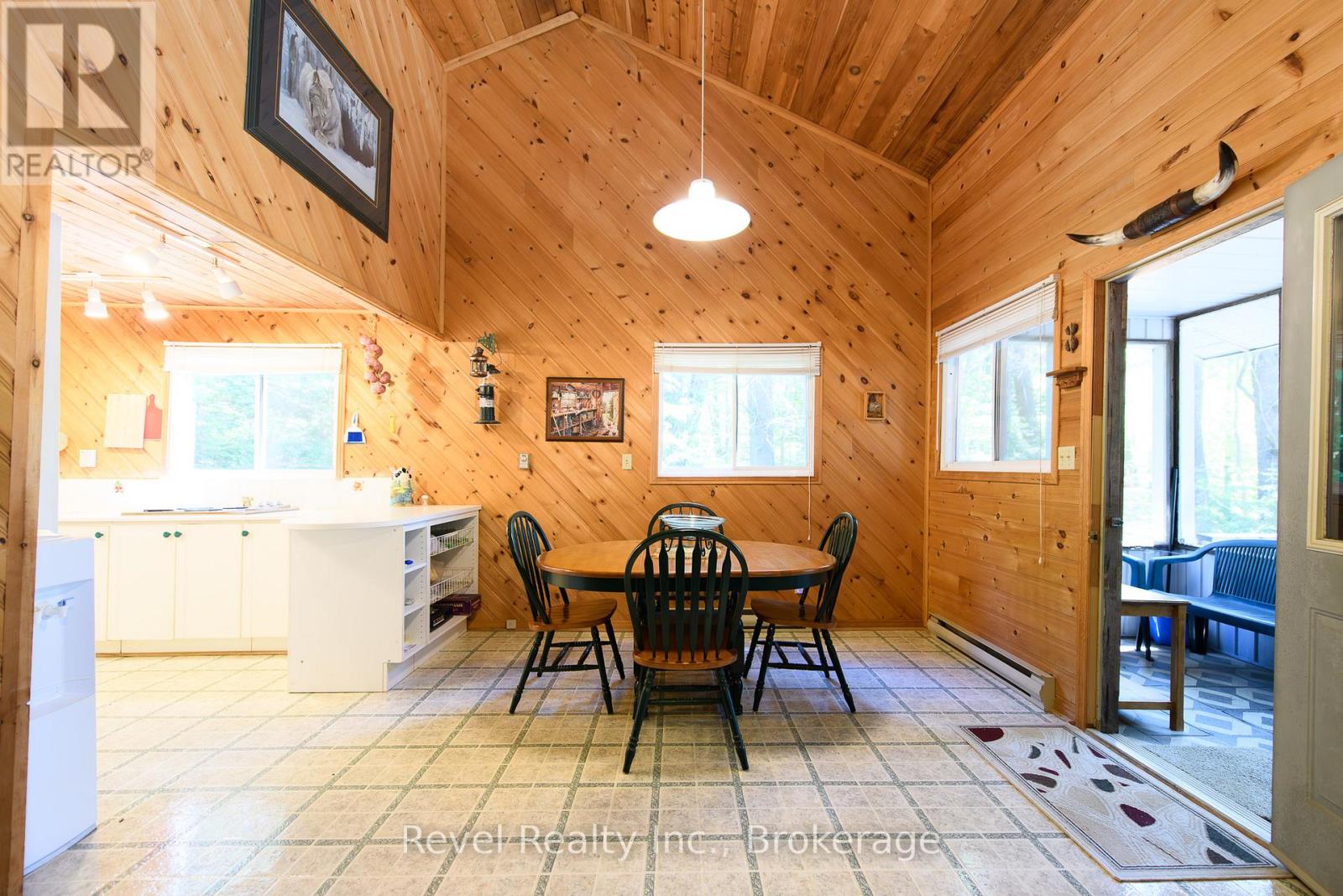 37 WILLOW LANE - 12