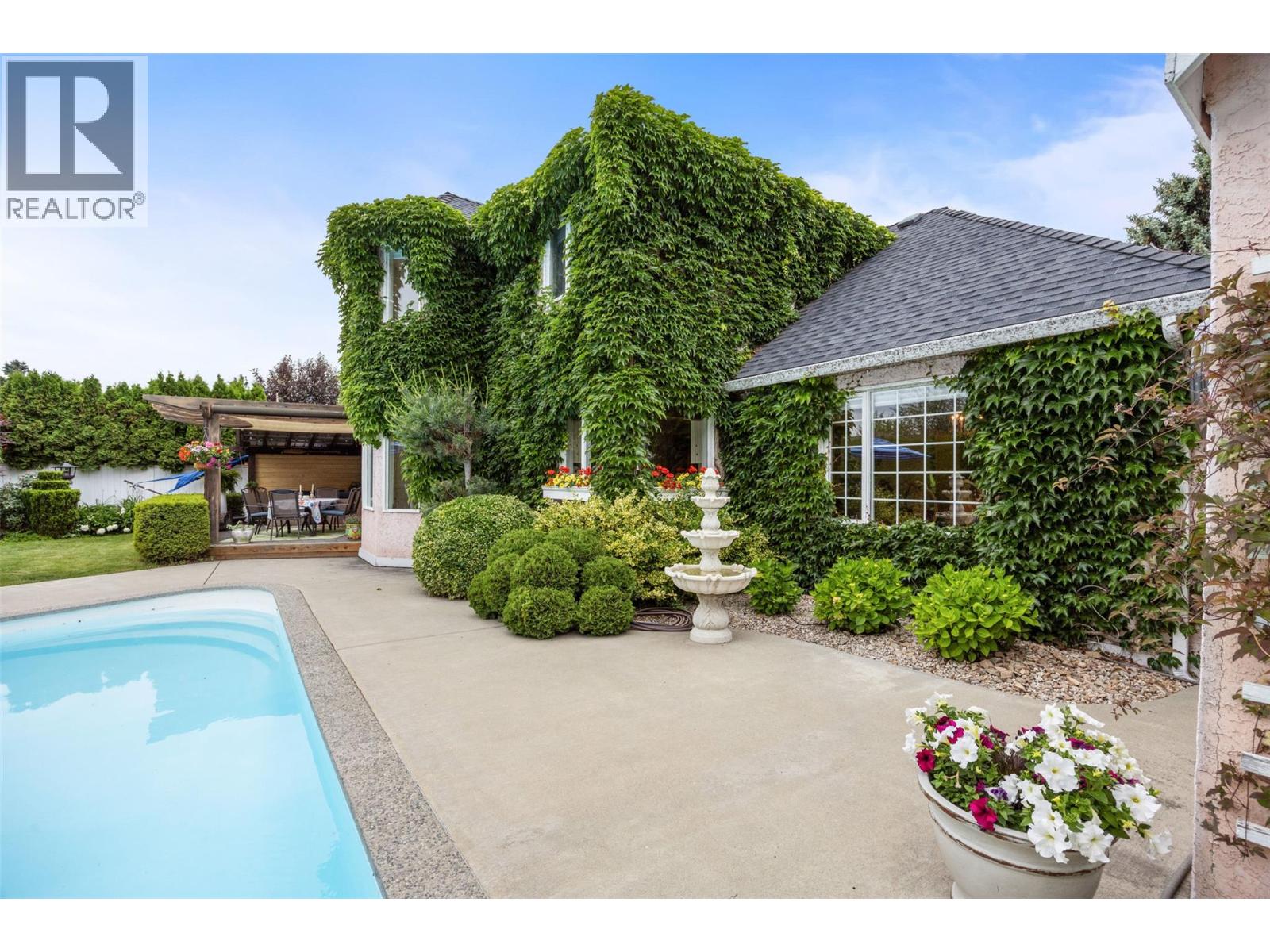  1045 Cameron Avenue, Kelowna