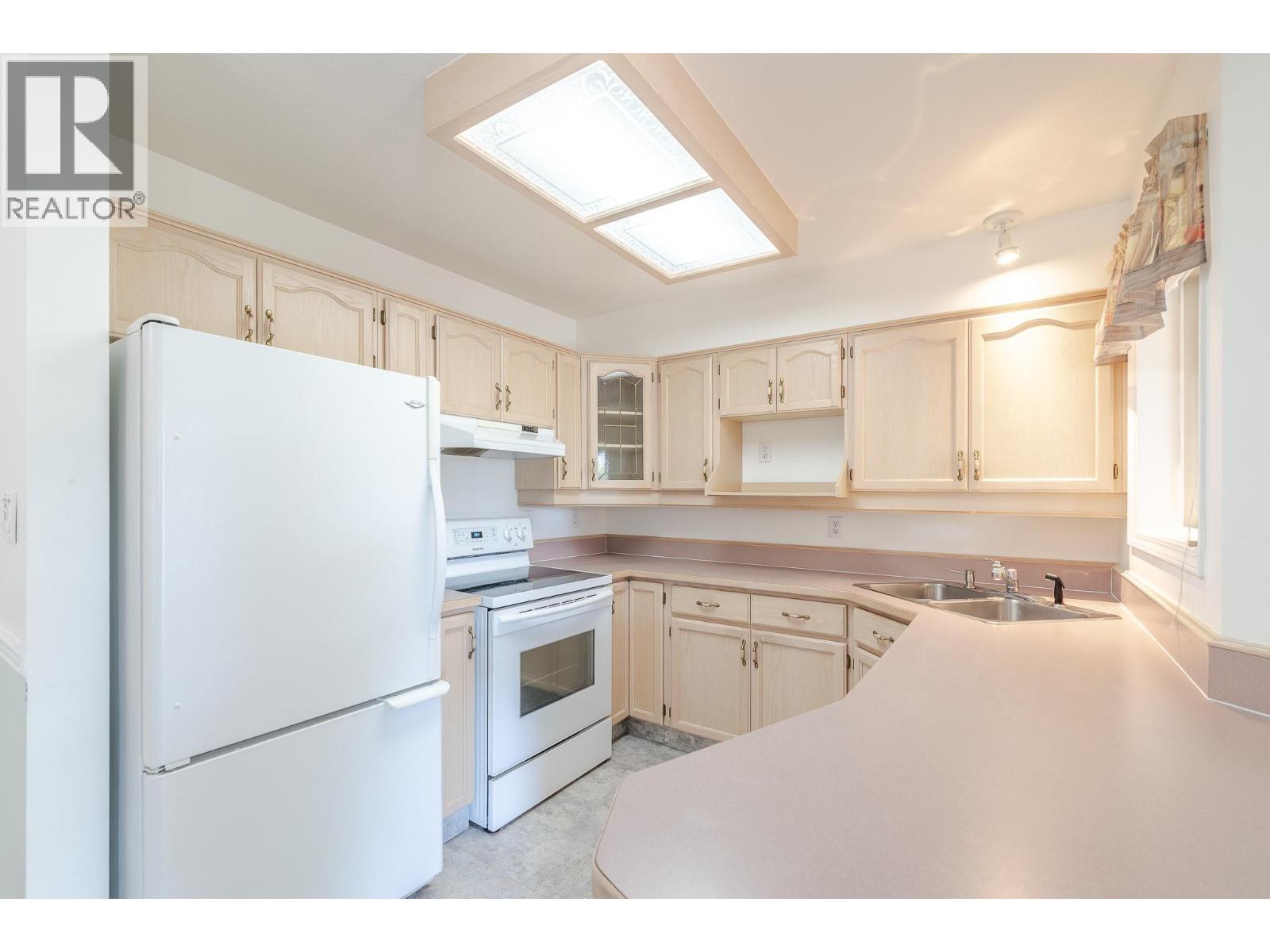 #302 1750 Atkinson Street - 6
