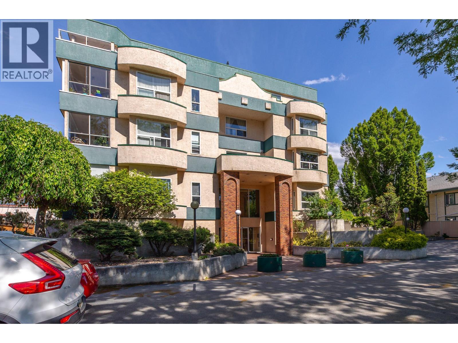 #302 1750 Atkinson Street - 31