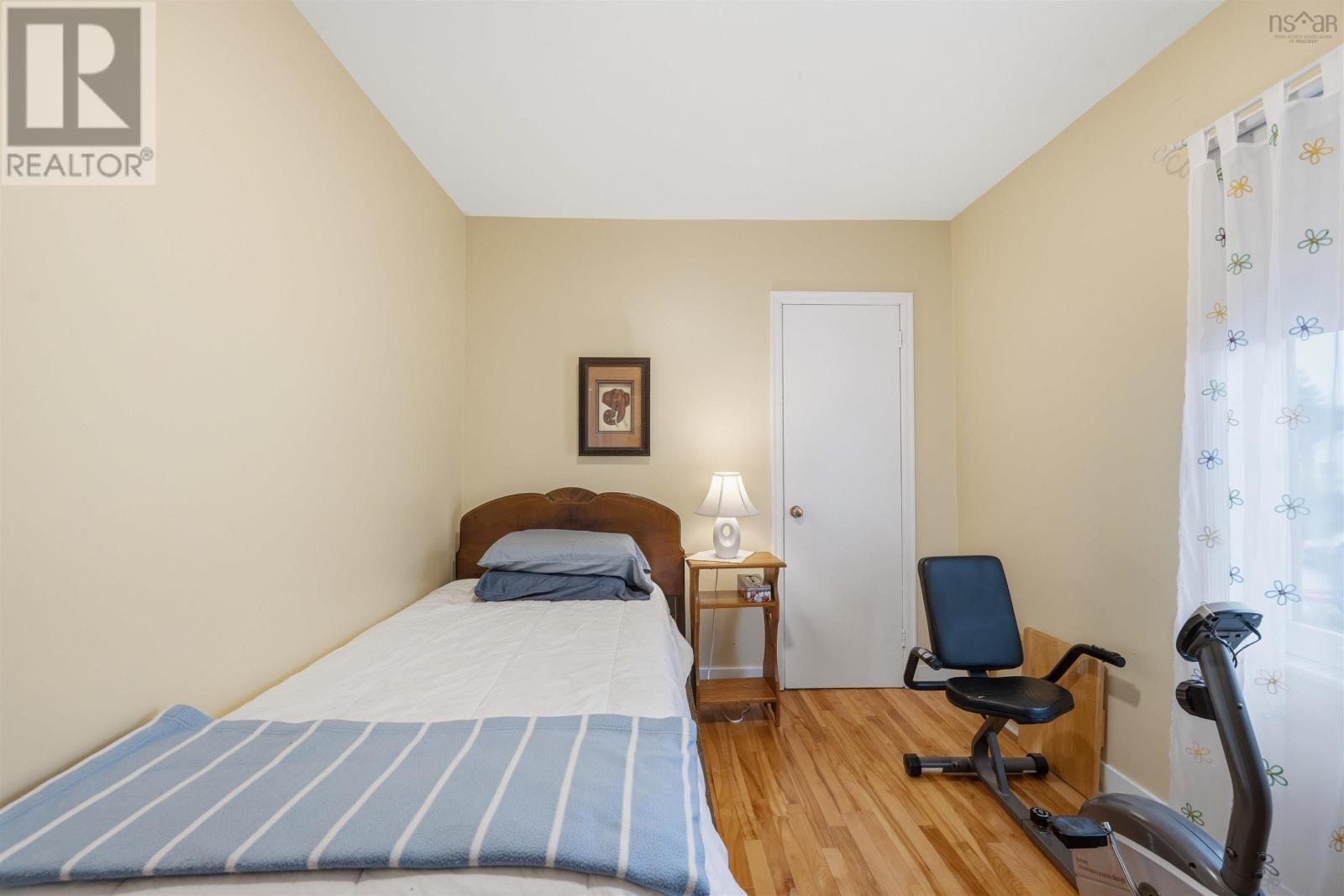Property 28 of 36 of 292 Chadwick Street
