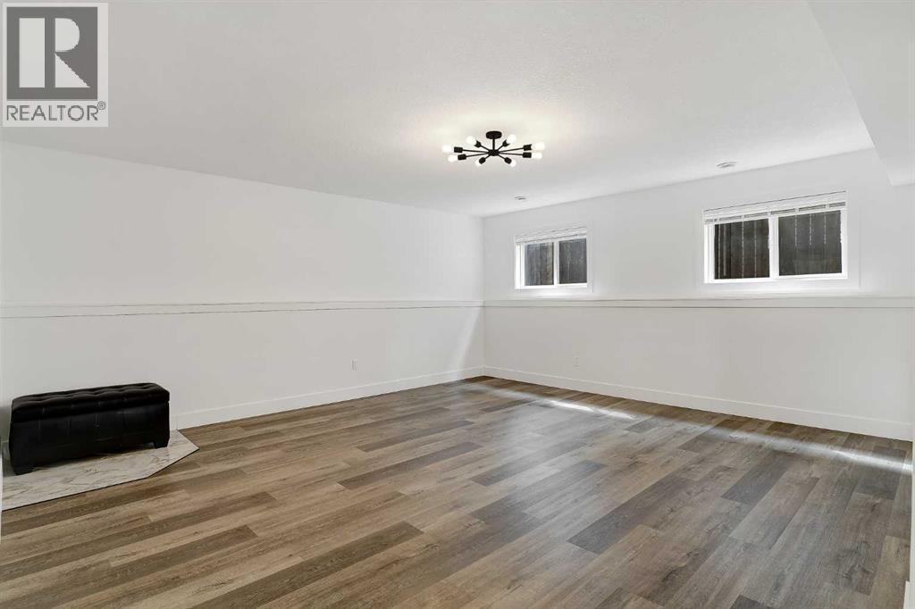 6329 87 Street - 21