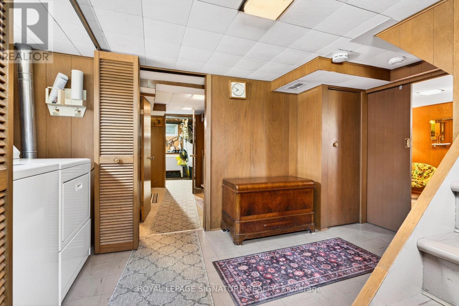 820 SIMCOE STREET N - 23