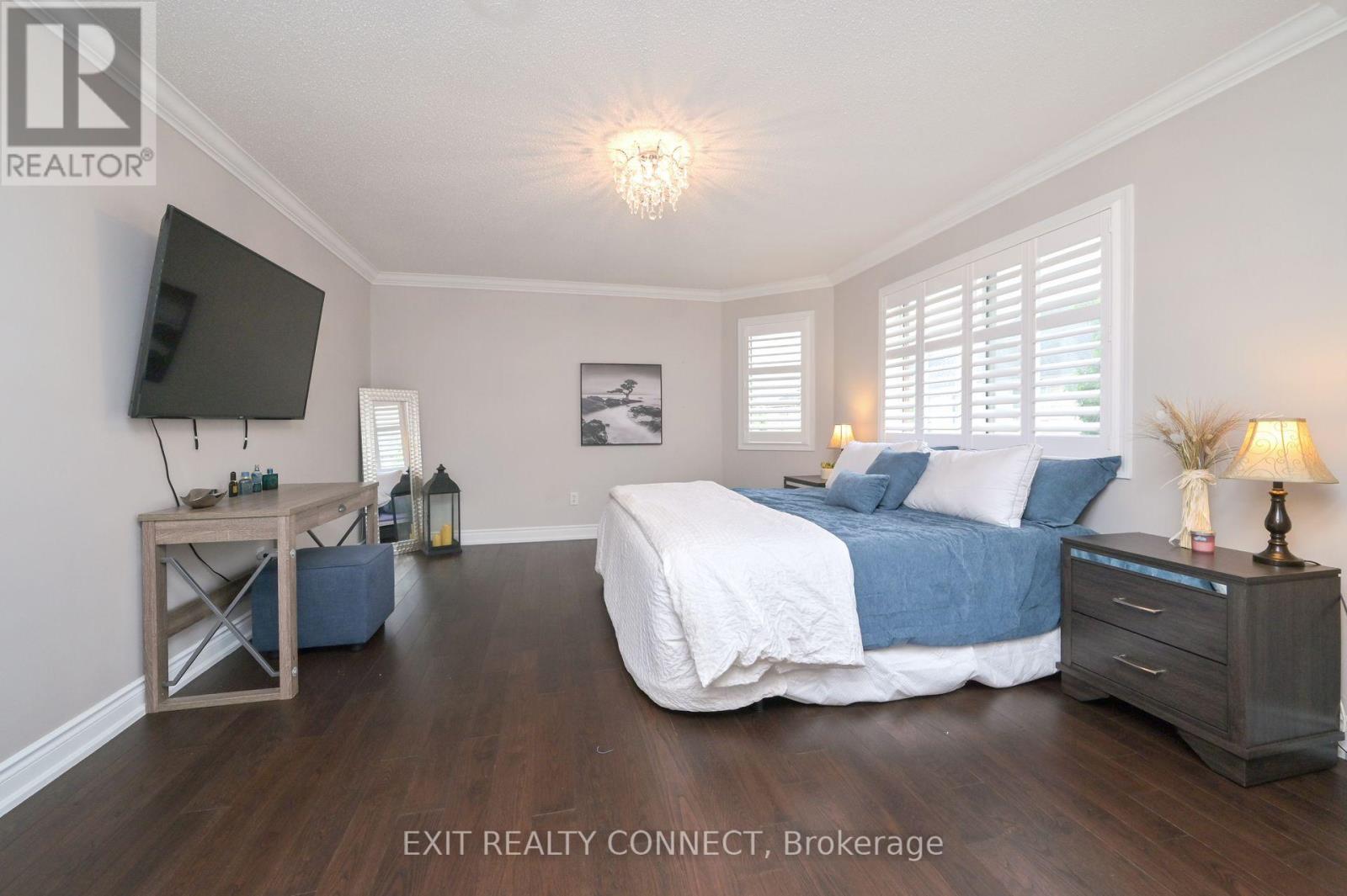 835 CHAMBERS PLACE - 22