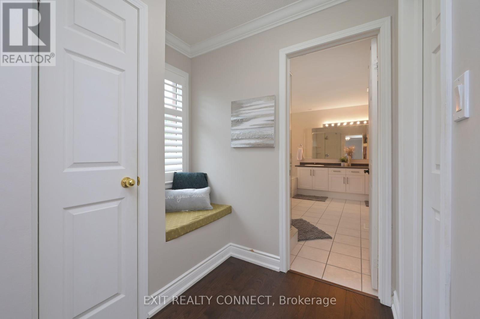 835 CHAMBERS PLACE - 24